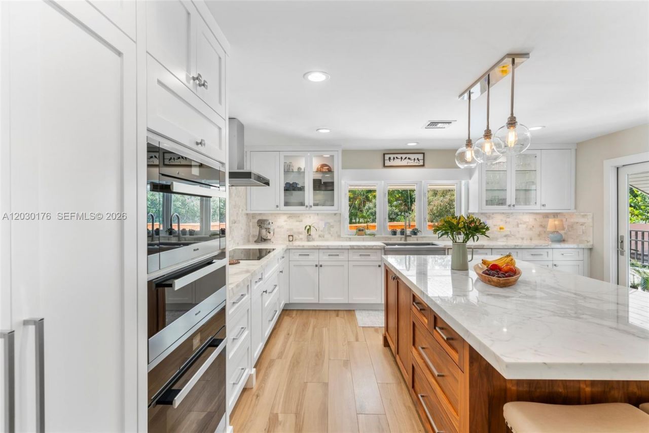 451 Ridge Rd , Coral Gables, FL 33143 Photo