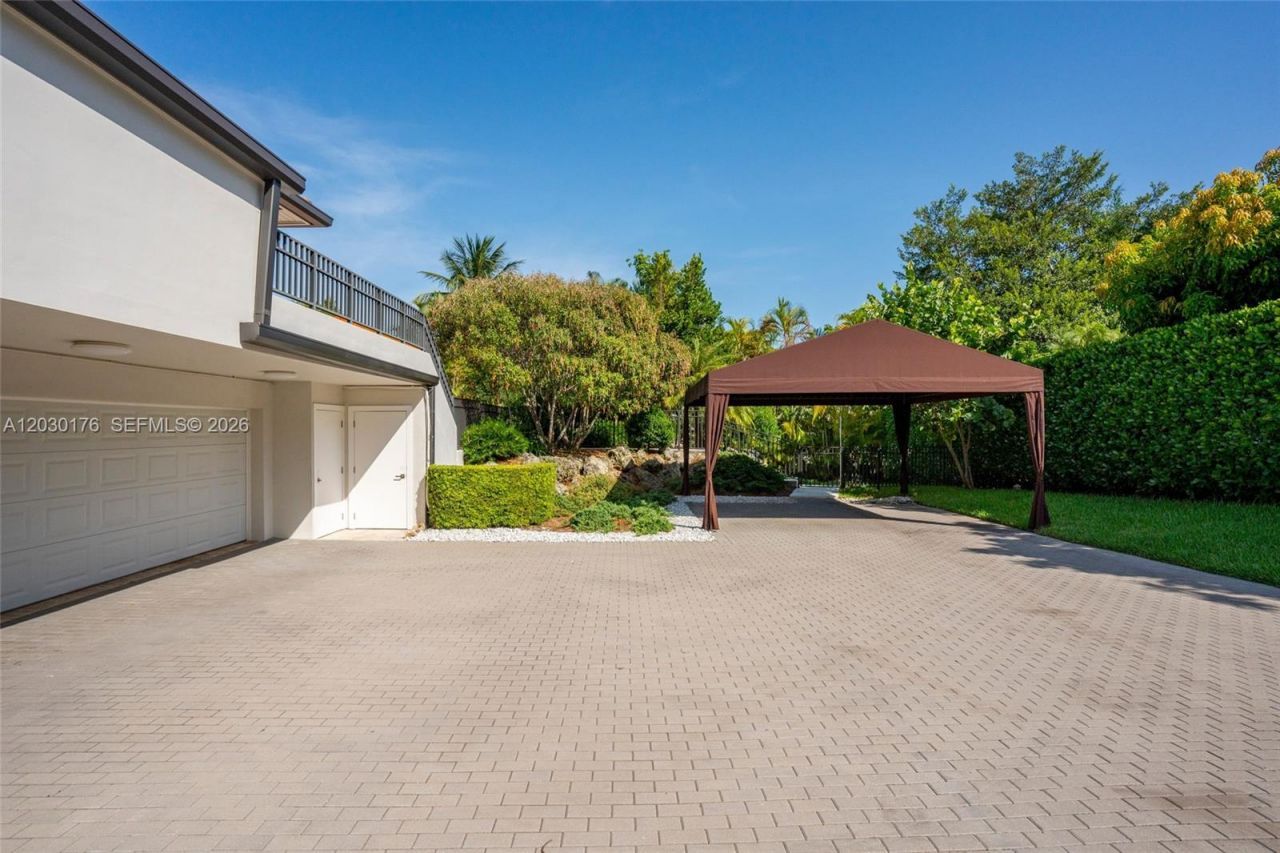 451 Ridge Rd , Coral Gables, FL 33143 Photo