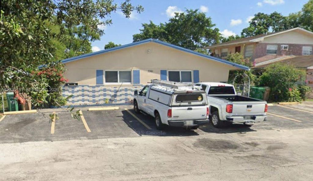 7361 NW 35th St , Unit 1-4, Davie, FL 33024 Main Photo