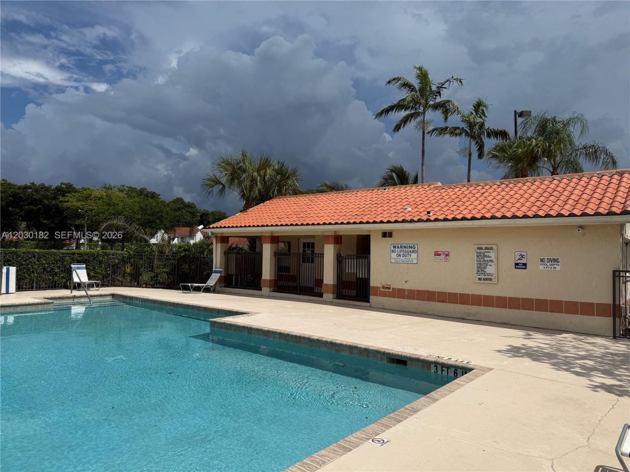 3330 N Pinewalk Dr N, Unit 1623, Margate, FL 33063 Photo