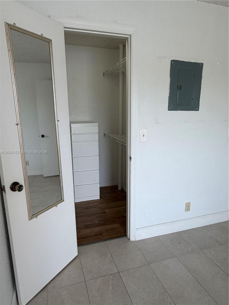 3330 N Pinewalk Dr N, Unit 1623, Margate, FL 33063 Photo