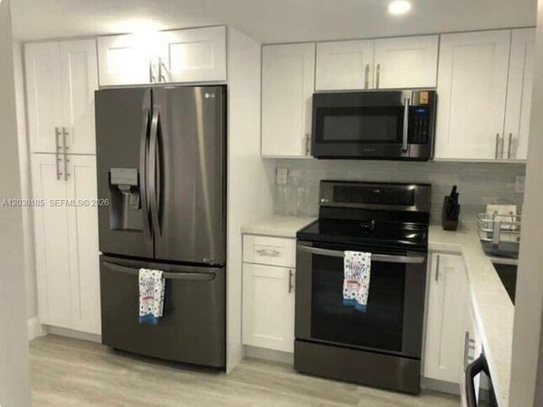 11361 SW 3rd St , Unit 11361, Pembroke Pines, FL 33025