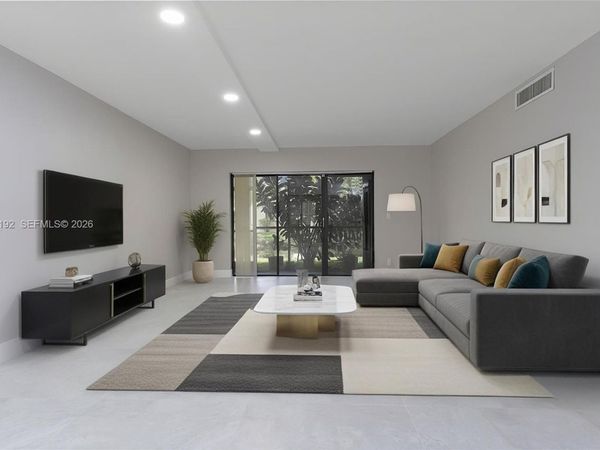 193 Lakeview Dr , Unit 103, Weston, FL 33326