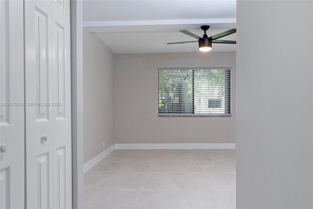 193 Lakeview Dr , Unit 103, Weston, FL 33326 Photo