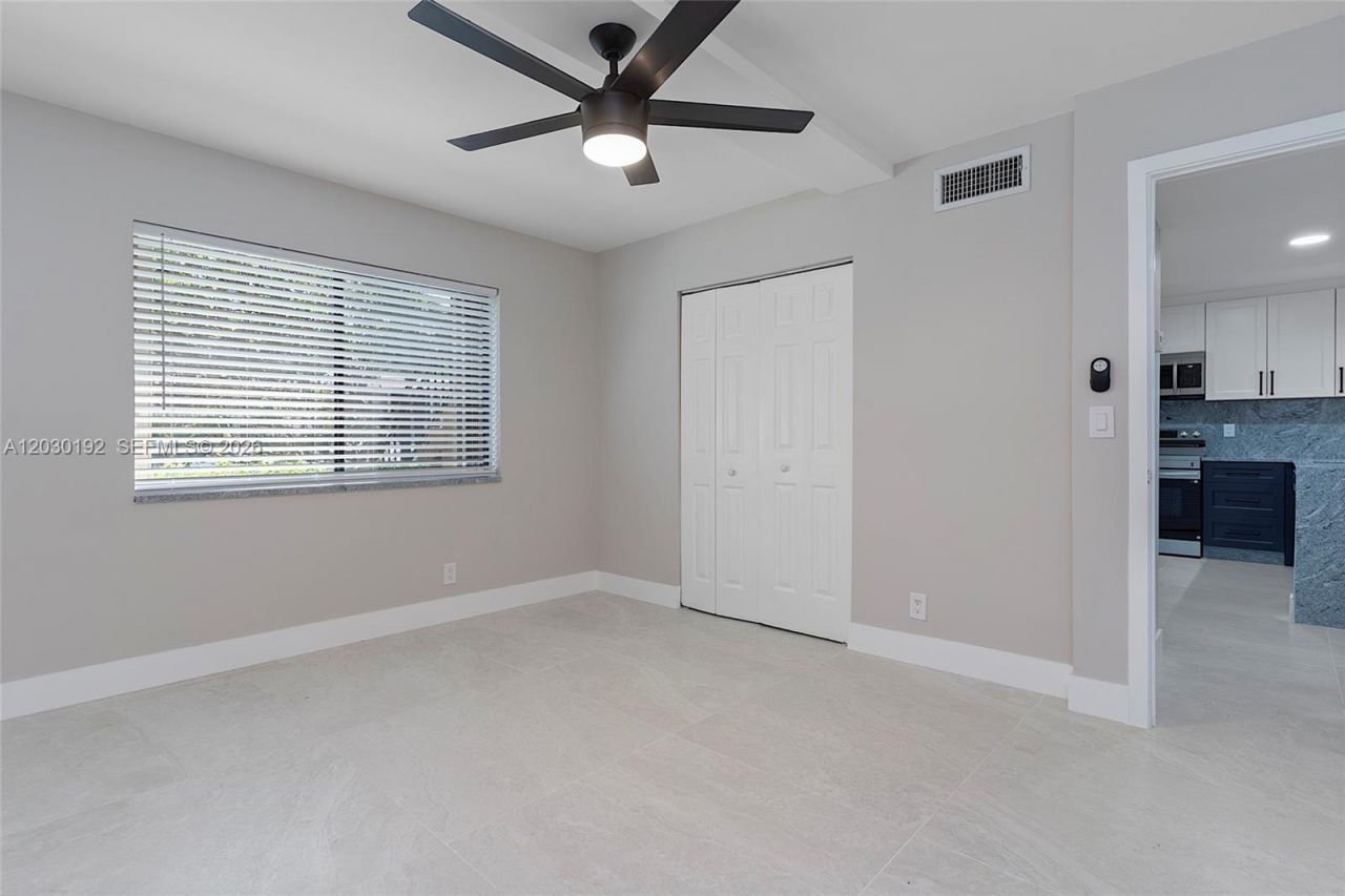 193 Lakeview Dr , Unit 103, Weston, FL 33326 Photo