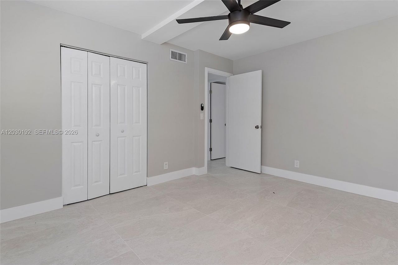 193 Lakeview Dr , Unit 103, Weston, FL 33326 Photo