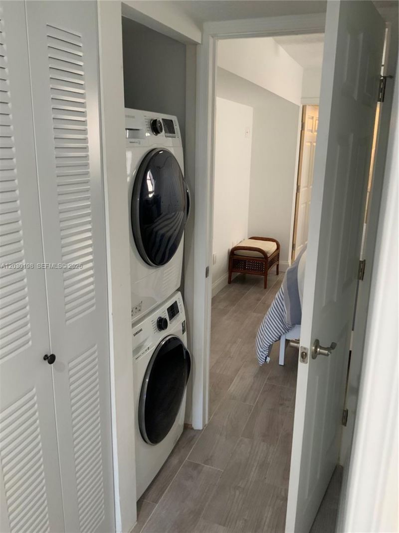 6444 Collins Ave , Unit A6, Miami Beach, FL 33141 Photo