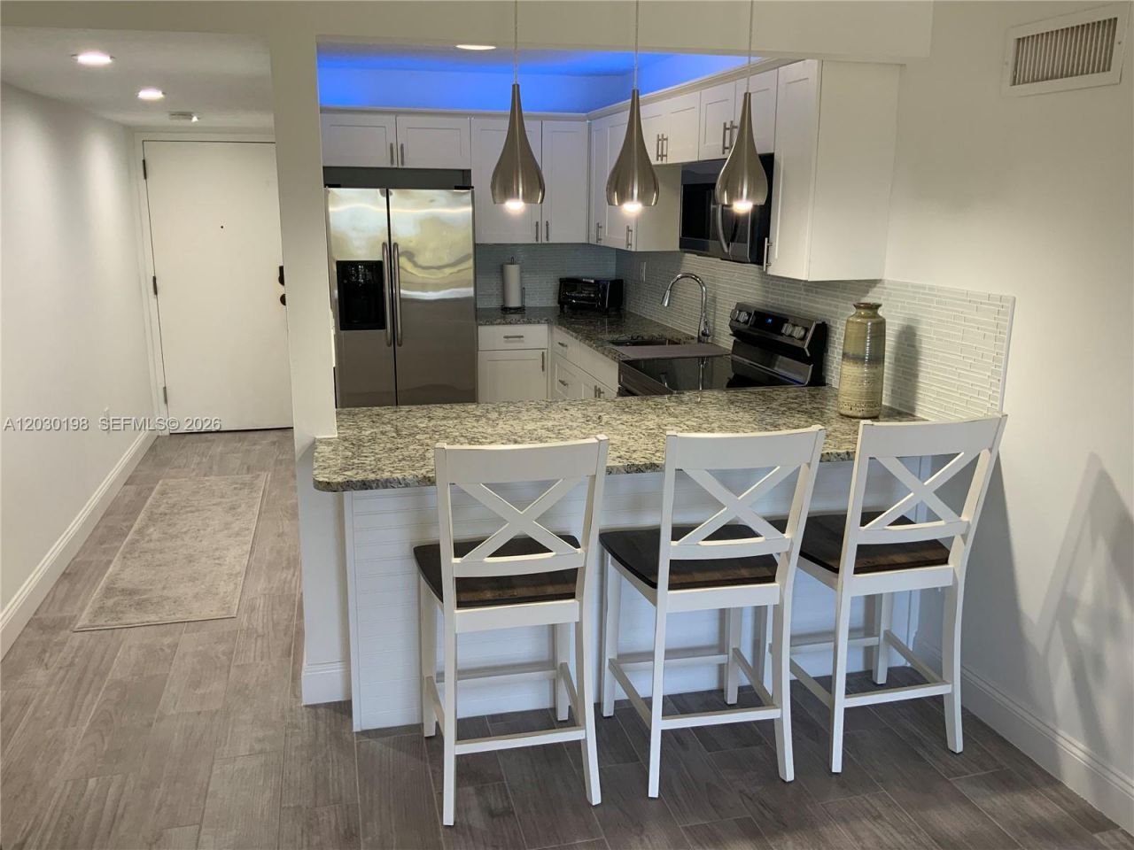 6444 Collins Ave , Unit A6, Miami Beach, FL 33141 Photo