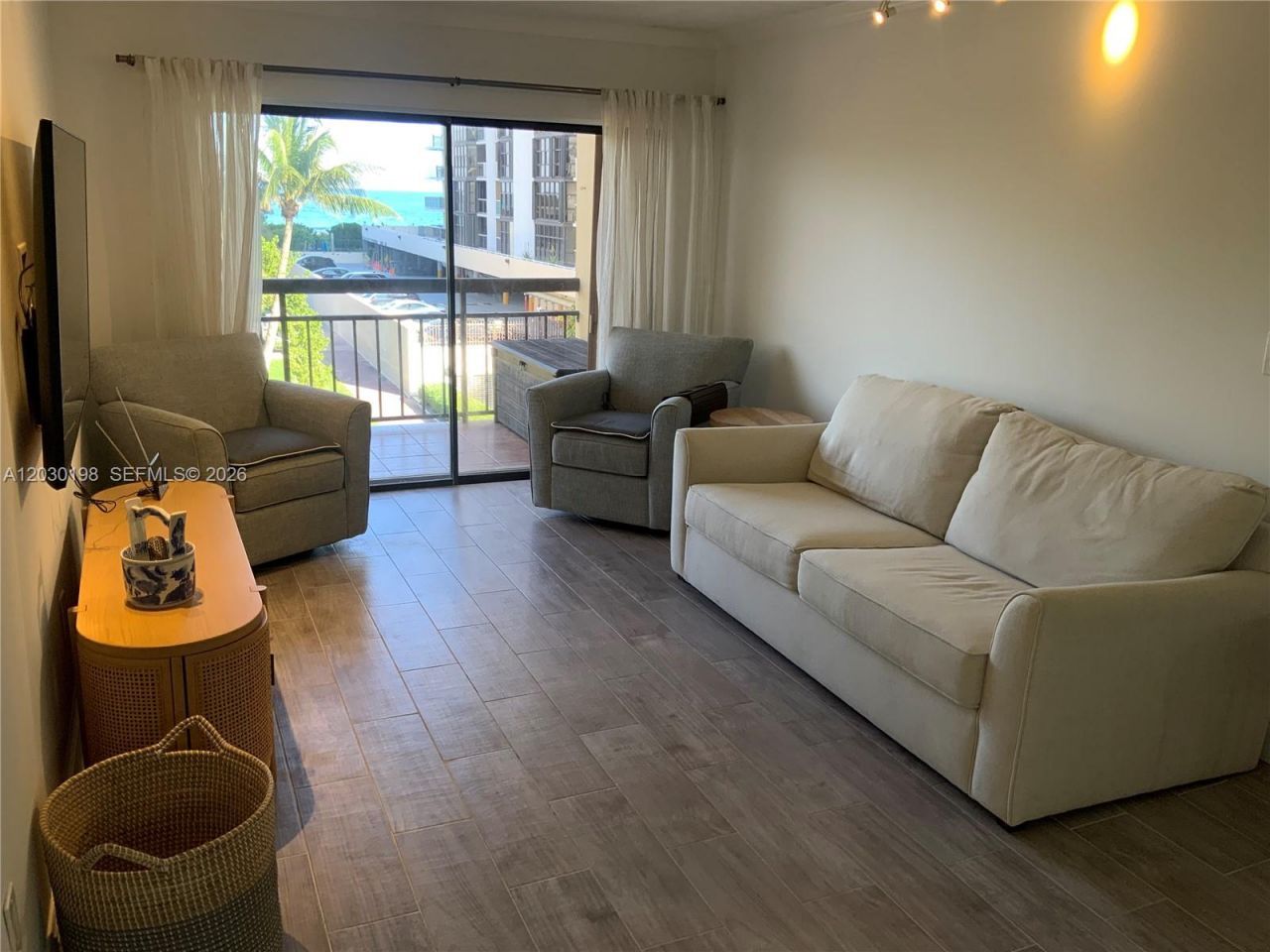 6444 Collins Ave , Unit A6, Miami Beach, FL 33141 Photo