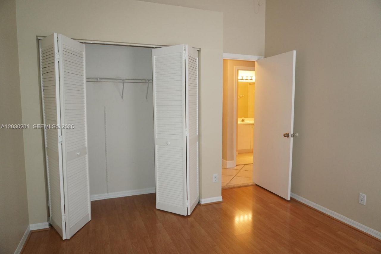 2010 NW 182nd Ter, Pembroke Pines, FL 33029 Photo