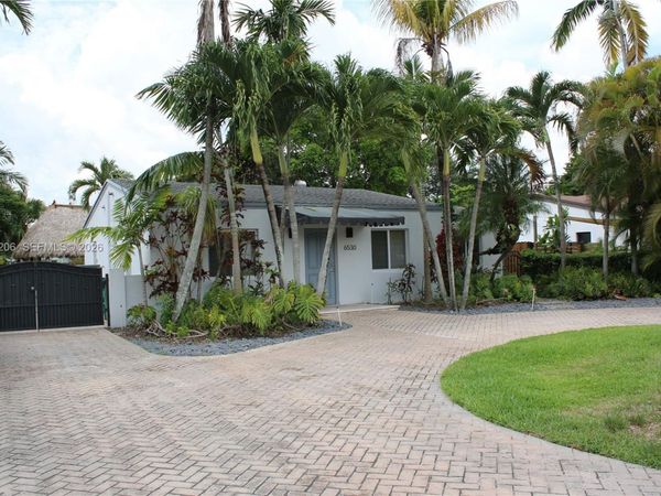 6530 SW 43rd St, Miami, FL 33155