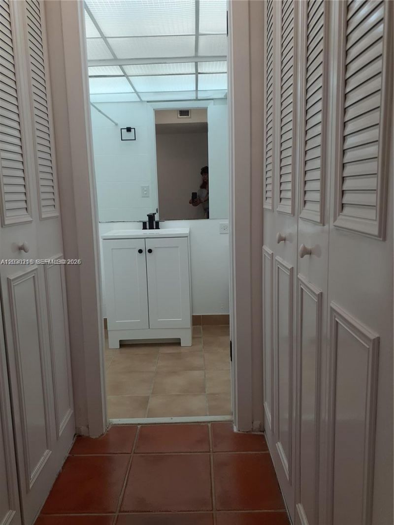 3670 Inverrary Dr , Unit 2M, Lauderhill, FL 33319 Photo