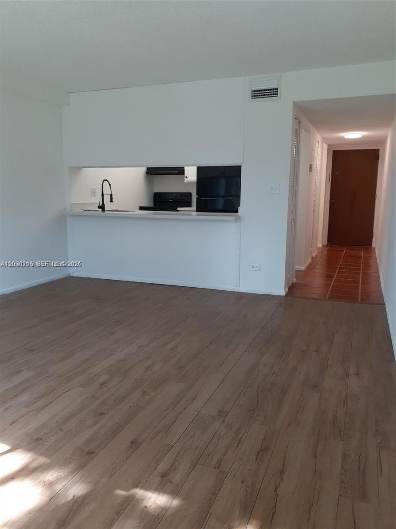 3670 Inverrary Dr , Unit 2M, Lauderhill, FL 33319 Photo