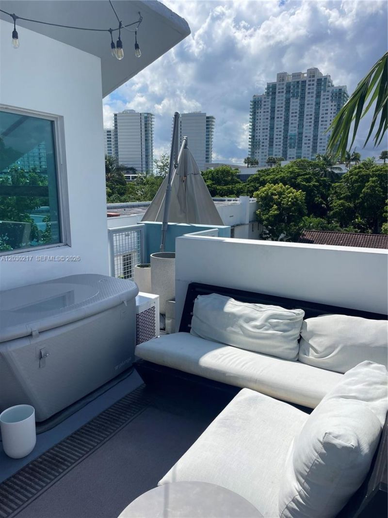734 Michigan Ave, Miami Beach, FL 33139 Photo