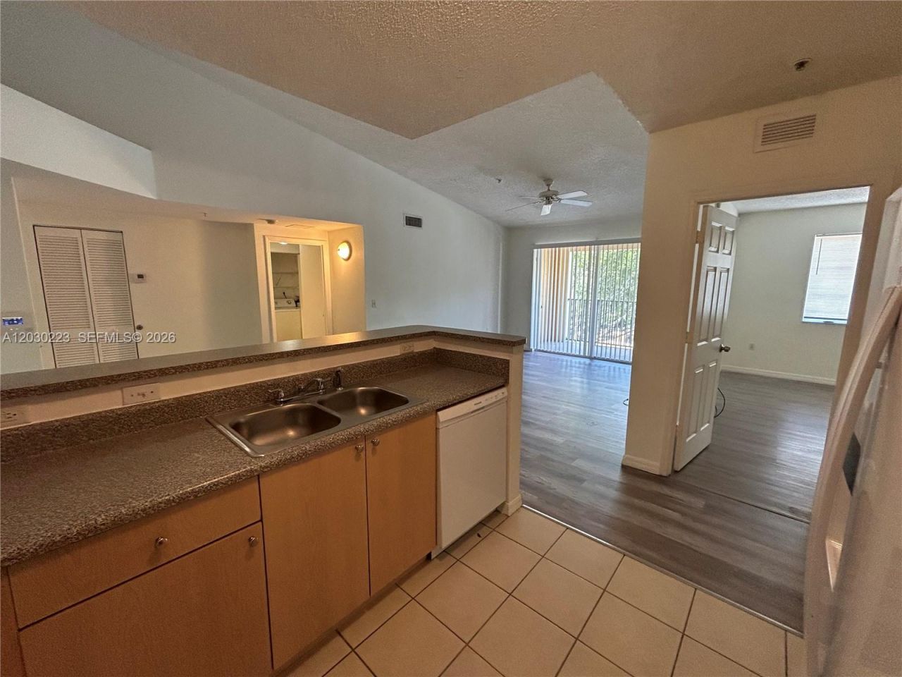 2360 E Preserve Way , Unit 305, Miramar, FL 33025 Photo