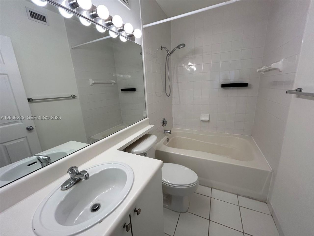2360 E Preserve Way , Unit 305, Miramar, FL 33025 Photo