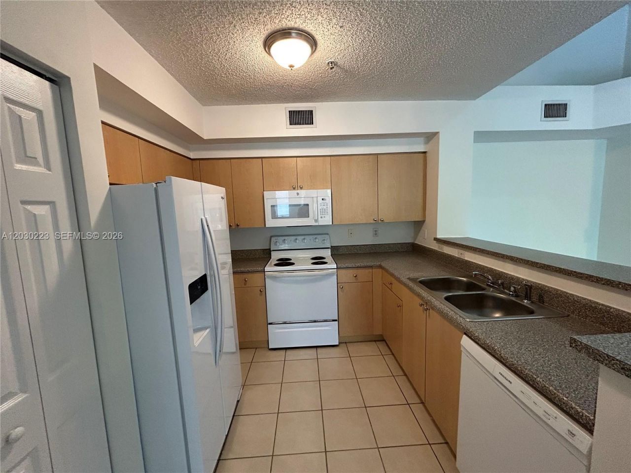2360 E Preserve Way , Unit 305, Miramar, FL 33025 Photo