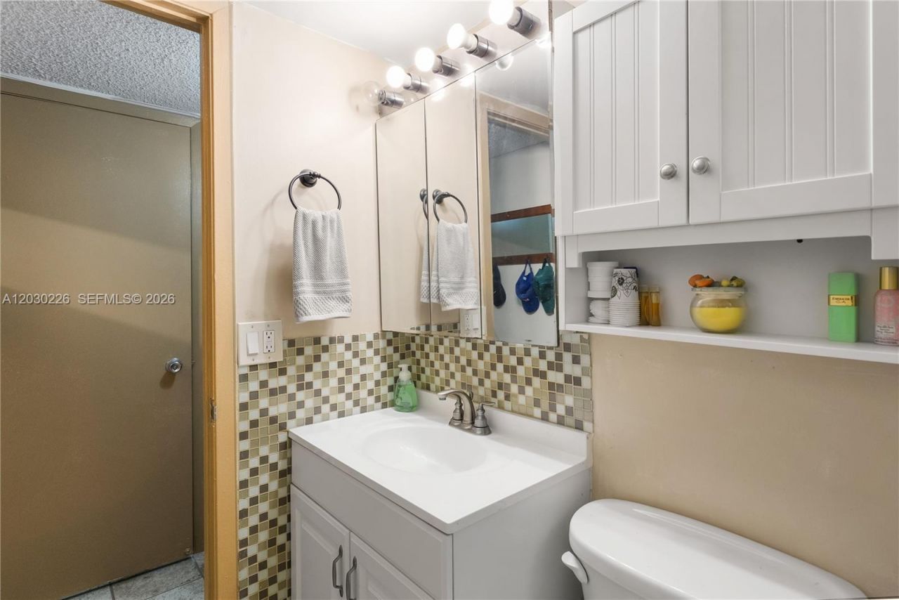 1425 Arthur St , Unit 205A, Hollywood, FL 33020 Photo