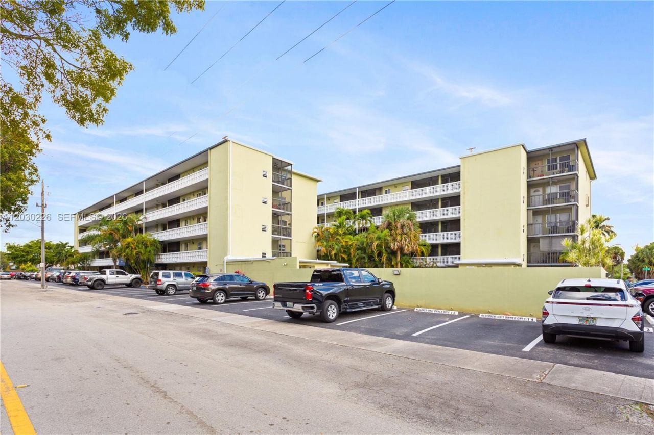 1425 Arthur St , Unit 205A, Hollywood, FL 33020 Photo