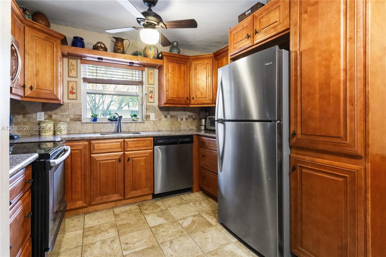 1425 Arthur St , Unit 205A, Hollywood, FL 33020 Photo