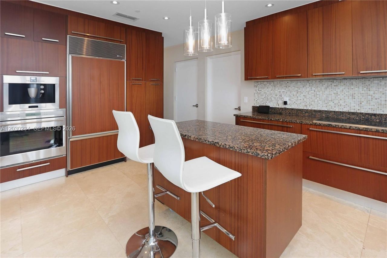 15901 Collins Ave , Unit 2004, Sunny Isles Beach, FL 33160 Photo