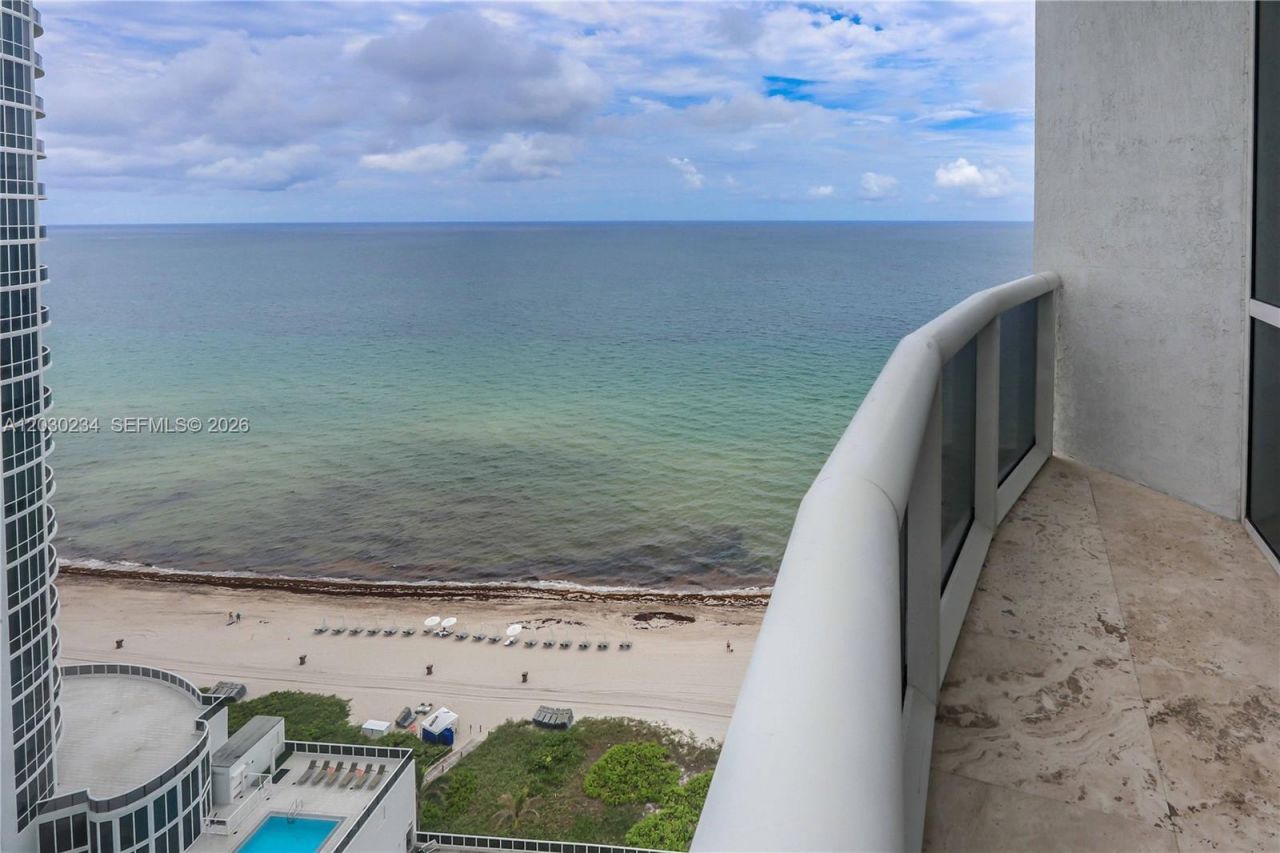 15901 Collins Ave , Unit 2004, Sunny Isles Beach, FL 33160 Photo