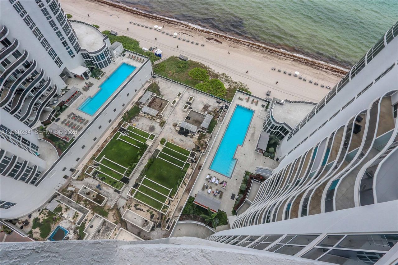 15901 Collins Ave , Unit 2004, Sunny Isles Beach, FL 33160 Photo