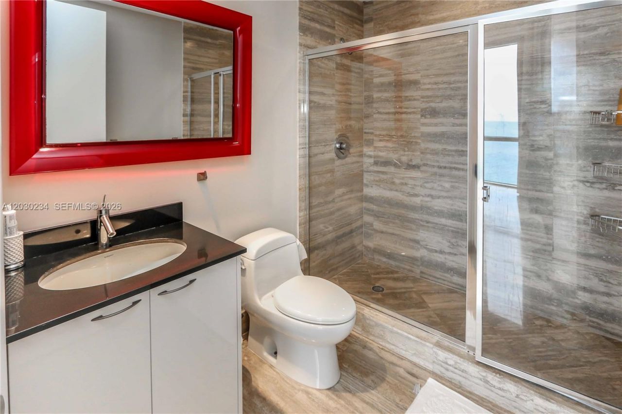 15901 Collins Ave , Unit 2004, Sunny Isles Beach, FL 33160 Photo