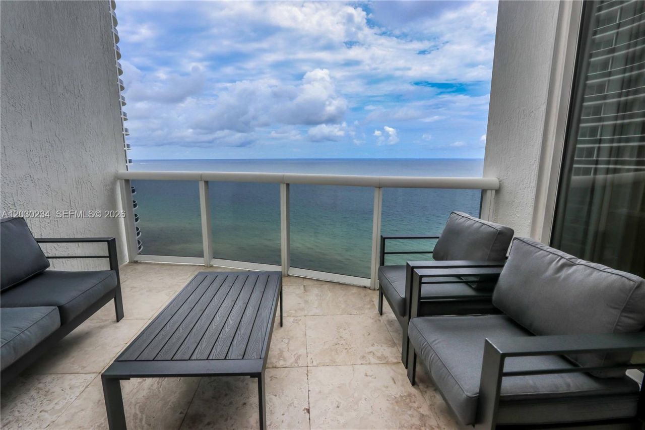 15901 Collins Ave , Unit 2004, Sunny Isles Beach, FL 33160 Photo