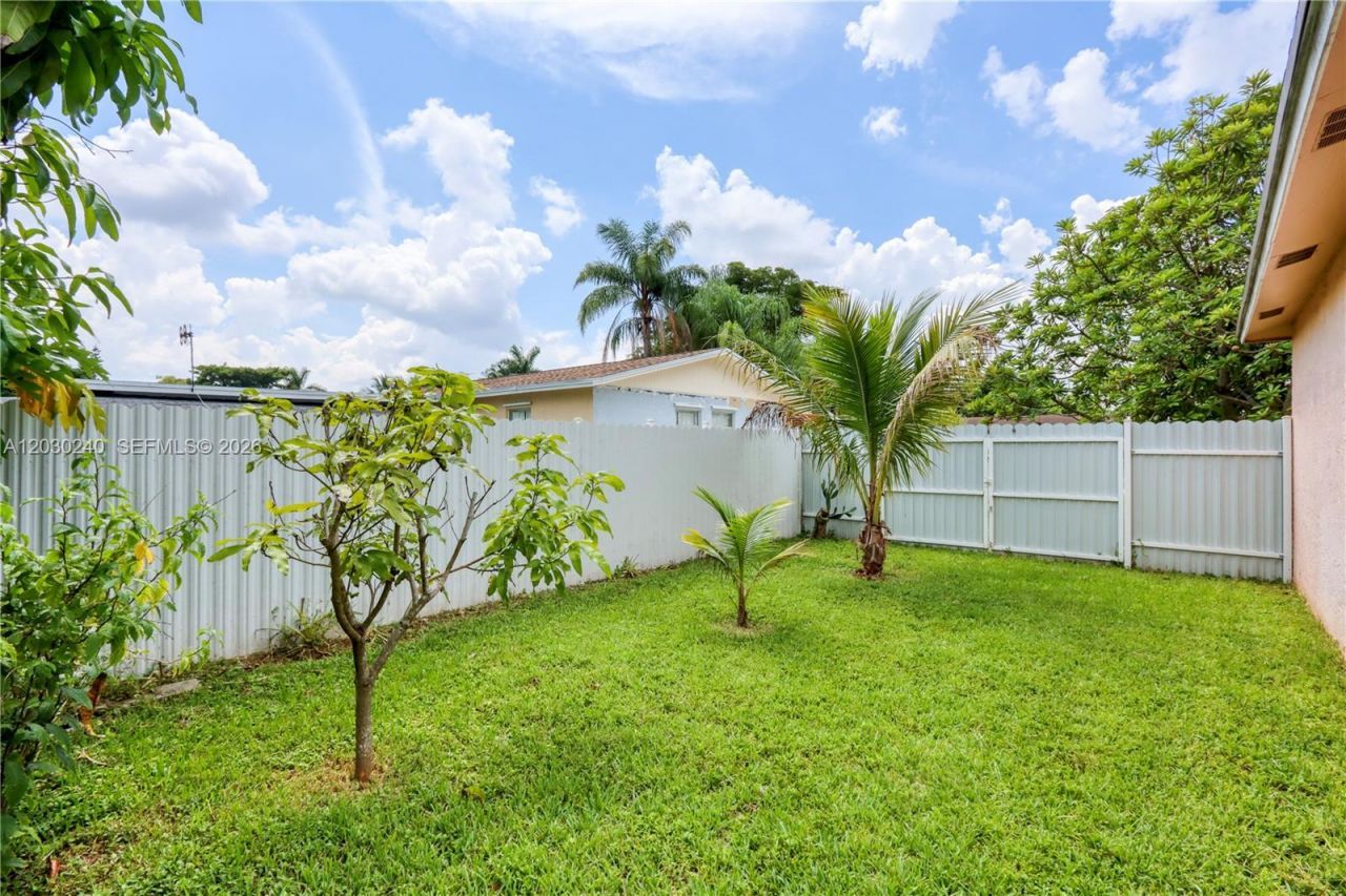 15825 SW 305th Ter , Homestead, FL 33033 Photo