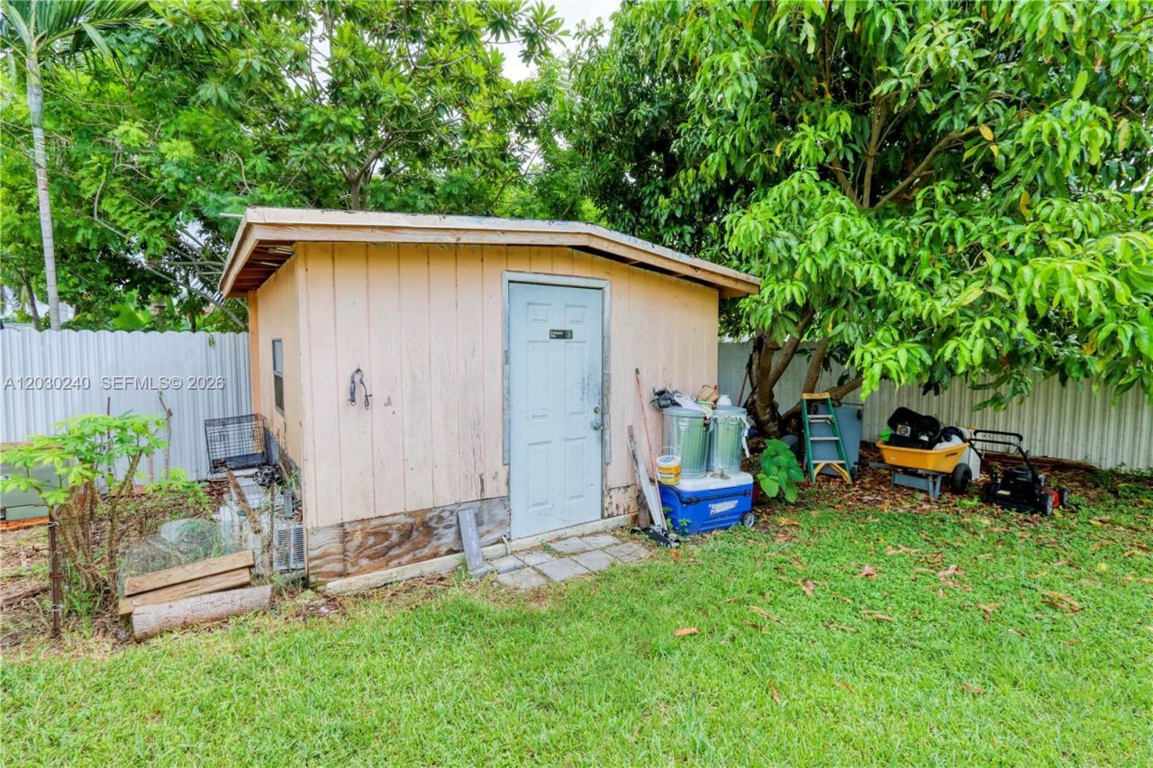 15825 SW 305th Ter , Homestead, FL 33033 Photo