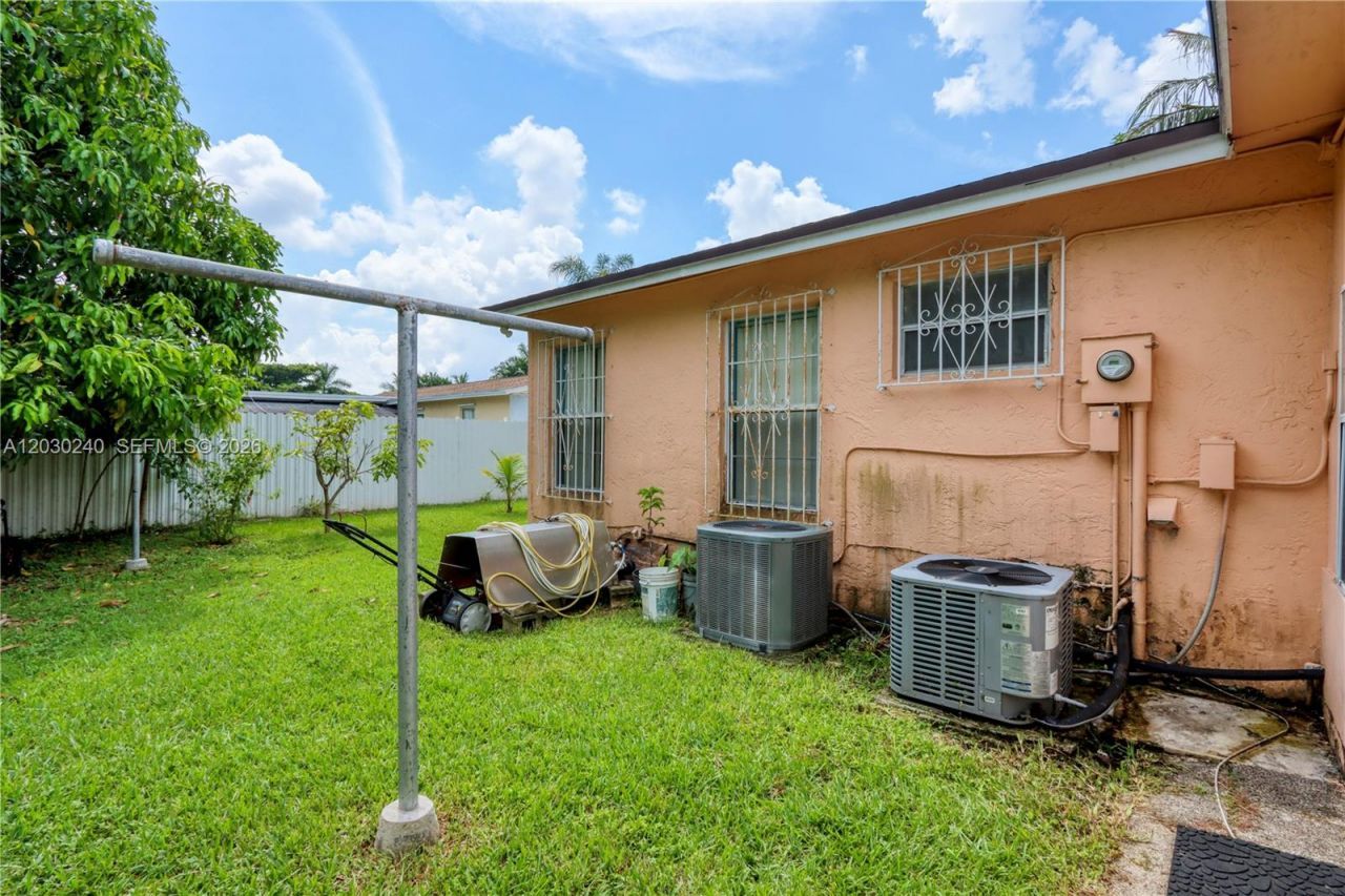 15825 SW 305th Ter , Homestead, FL 33033 Photo