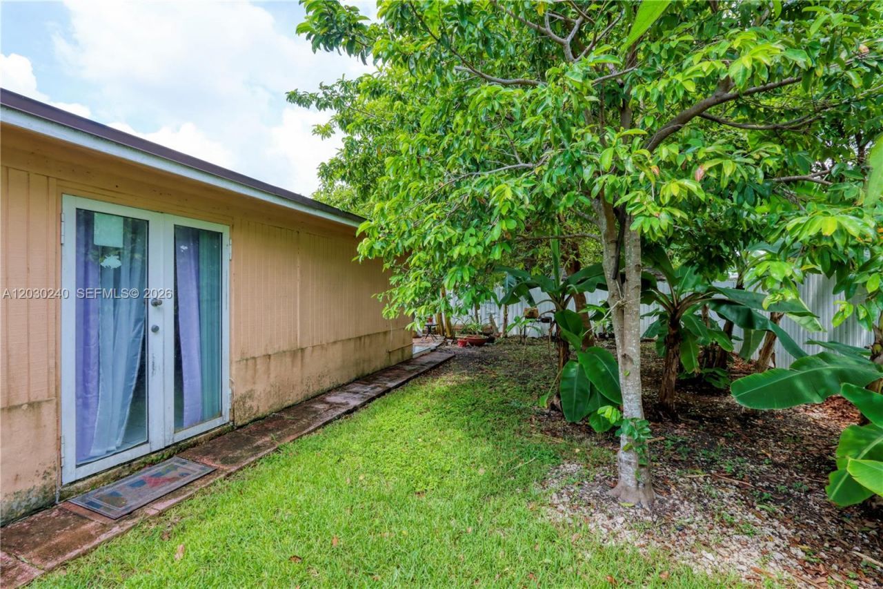 15825 SW 305th Ter , Homestead, FL 33033 Photo