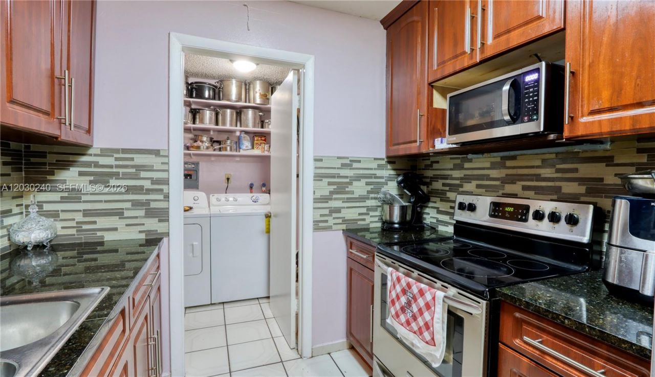15825 SW 305th Ter , Homestead, FL 33033 Photo