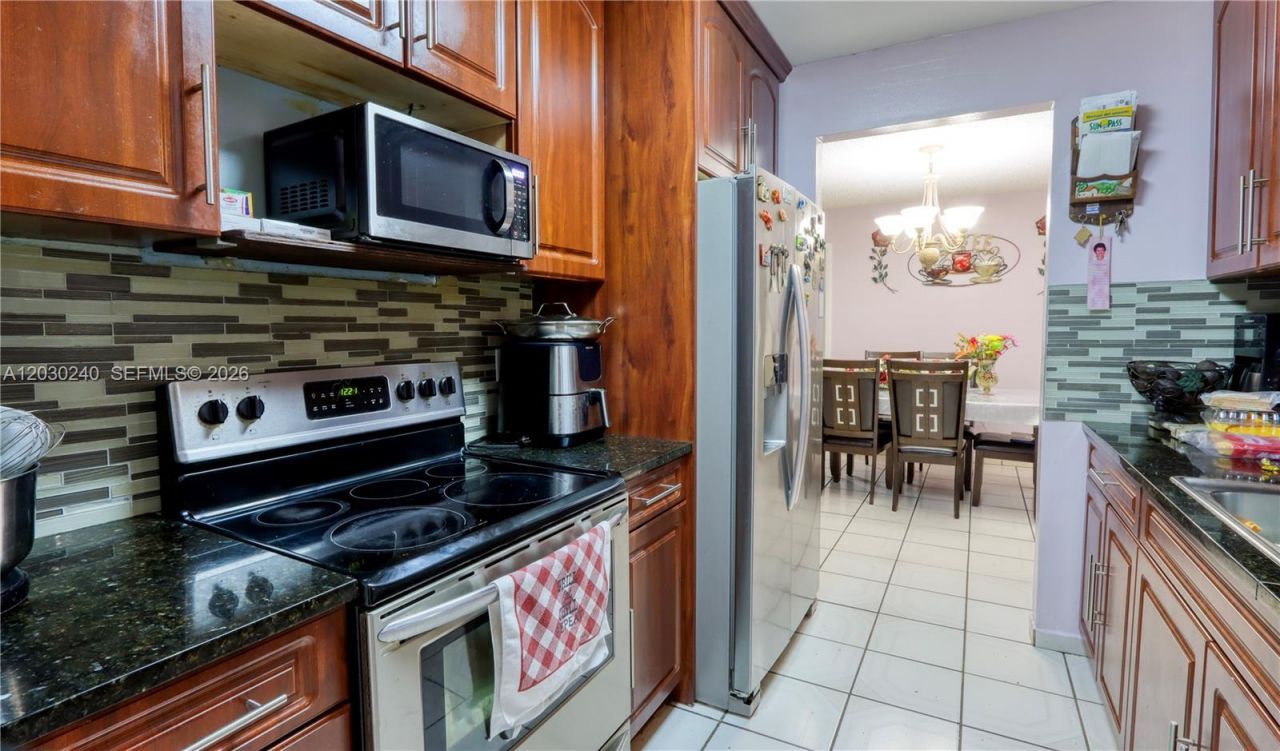 15825 SW 305th Ter , Homestead, FL 33033 Photo