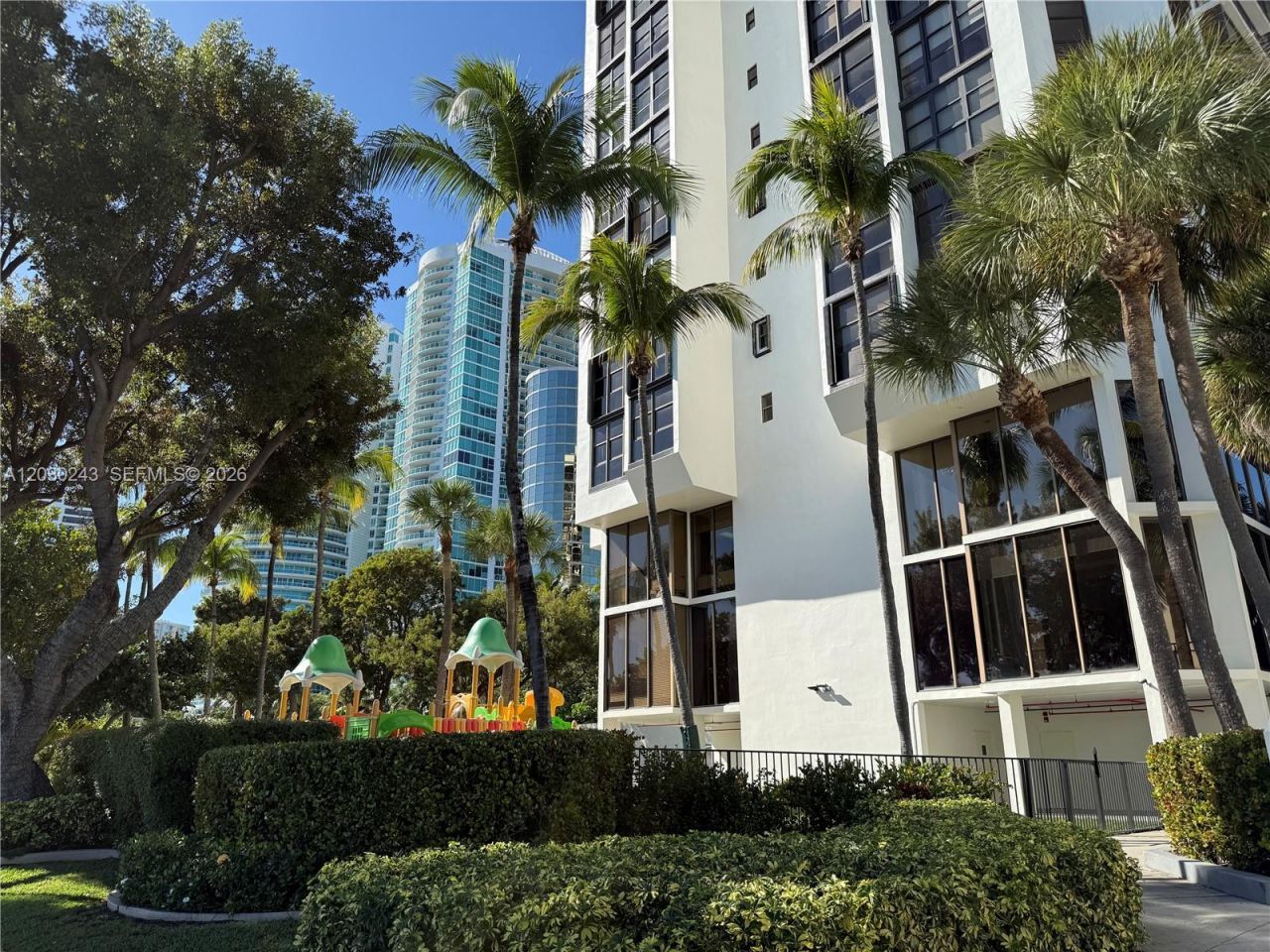 1925 Brickell Ave , Unit 1403, Miami, FL 33129 Photo
