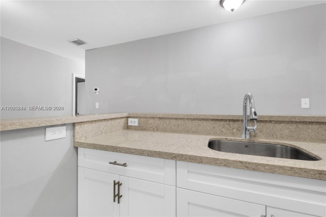Please Call For Address, Unit B, Miami, FL 33142 Photo