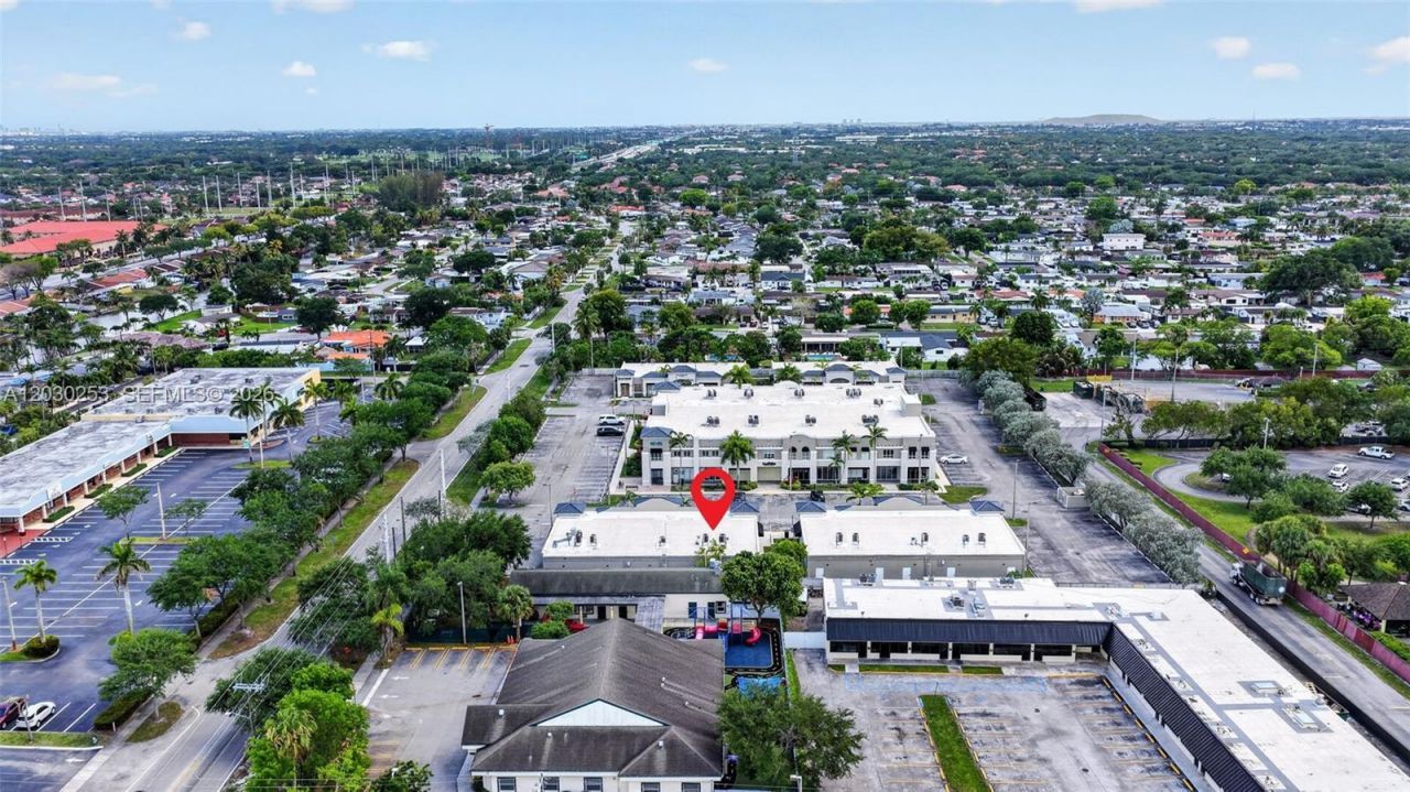 17690 NW 78th Ave , Hialeah, FL 33015 Photo