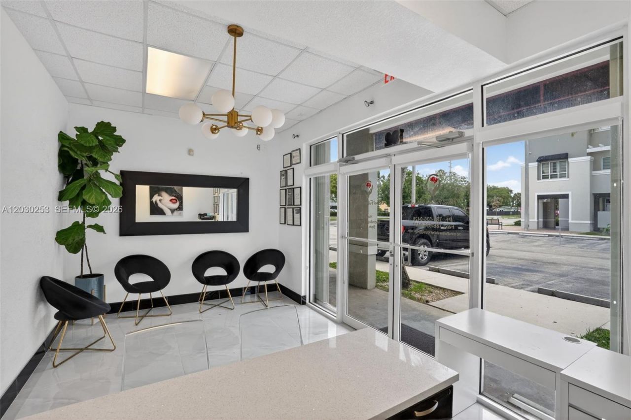 17690 NW 78th Ave , Hialeah, FL 33015 Photo