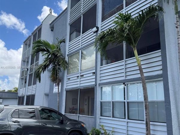 7105 W 13th Ave , Unit 403, Hialeah, FL 33014