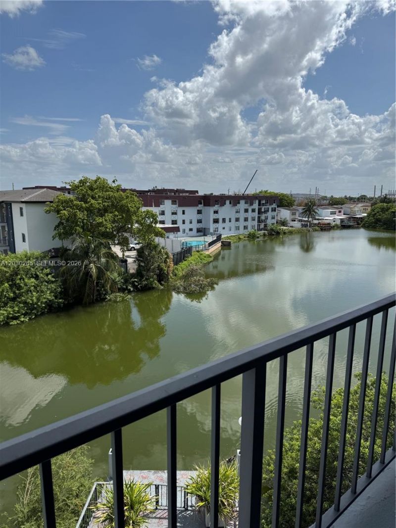 7105 W 13th Ave , Unit 403, Hialeah, FL 33014 Photo