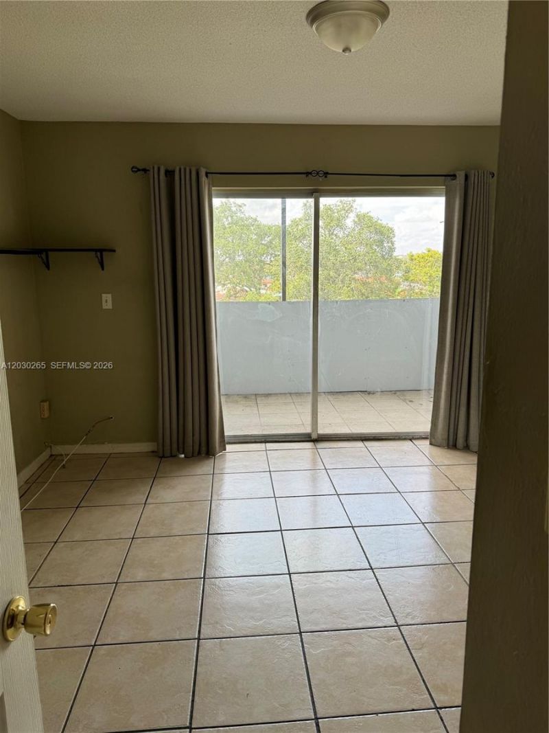 7105 W 13th Ave , Unit 403, Hialeah, FL 33014 Photo