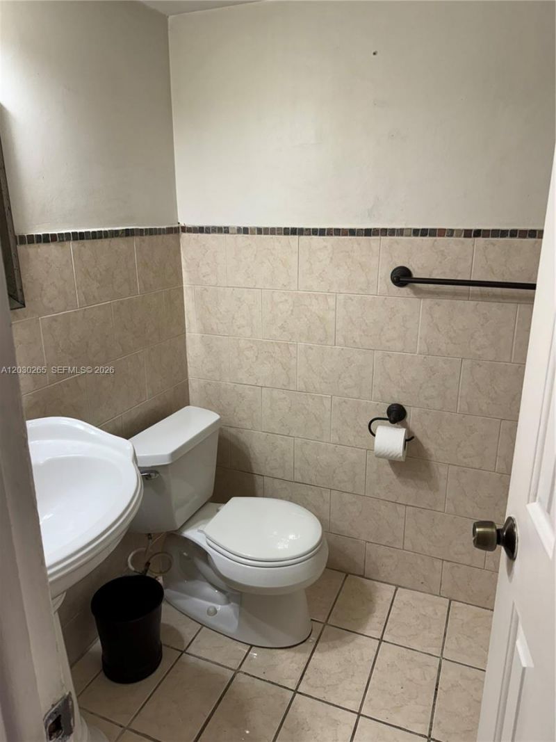 7105 W 13th Ave , Unit 403, Hialeah, FL 33014 Photo