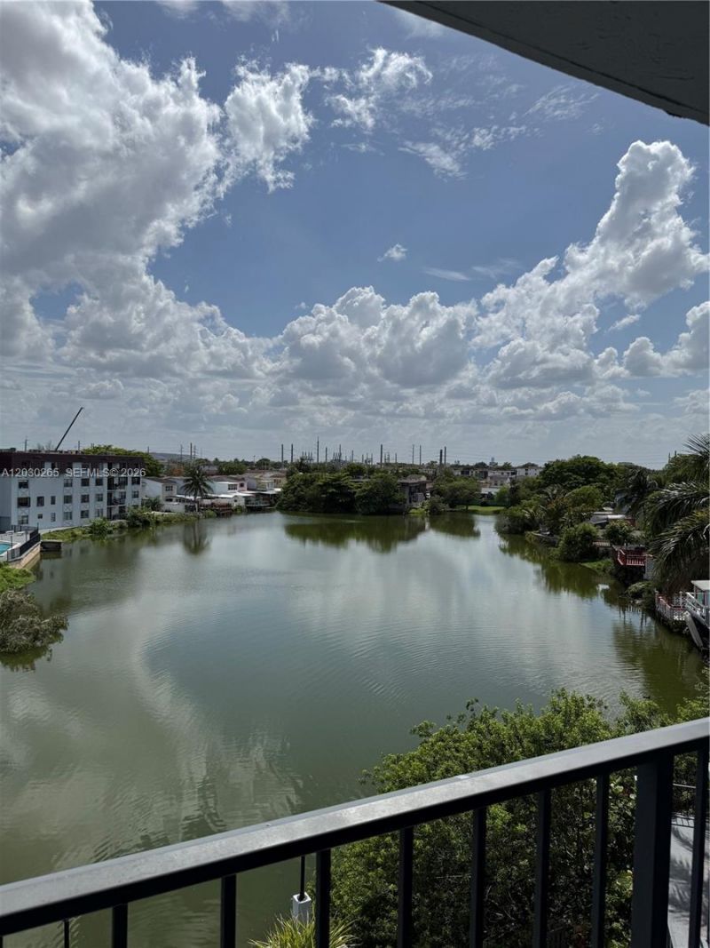 7105 W 13th Ave , Unit 403, Hialeah, FL 33014 Photo
