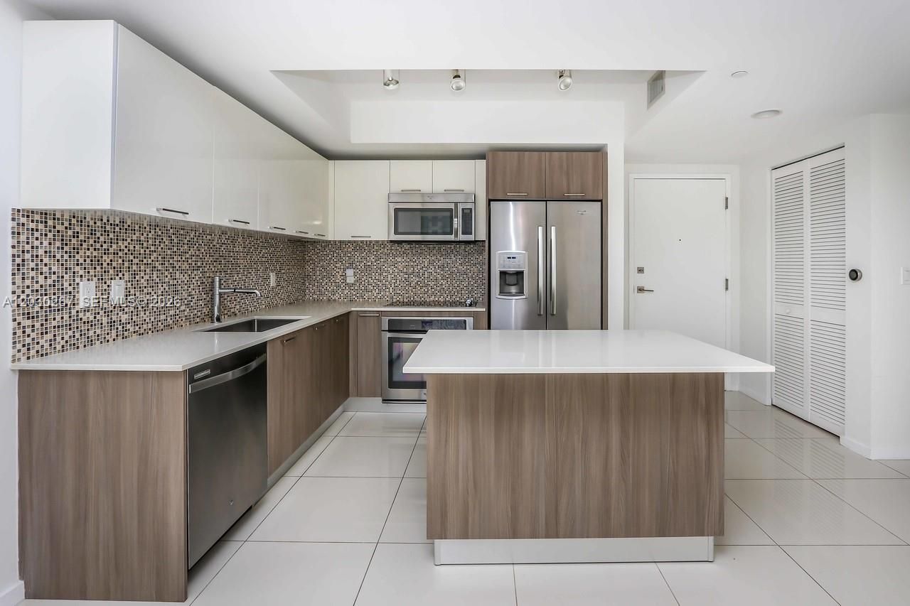 5252 NW 85th Ave , Unit 1509, Doral, FL 33166 Photo