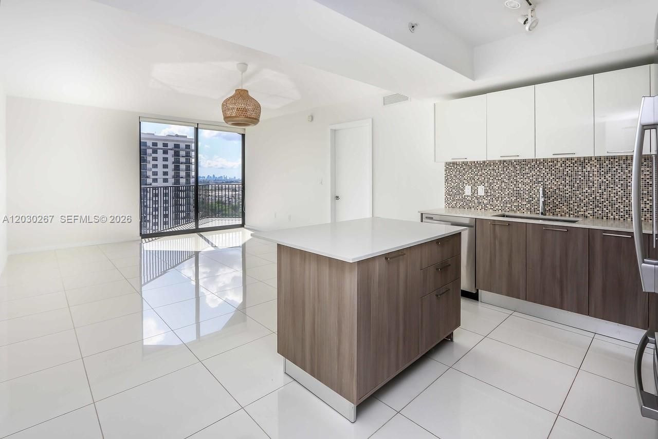 5252 NW 85th Ave , Unit 1509, Doral, FL 33166 Photo