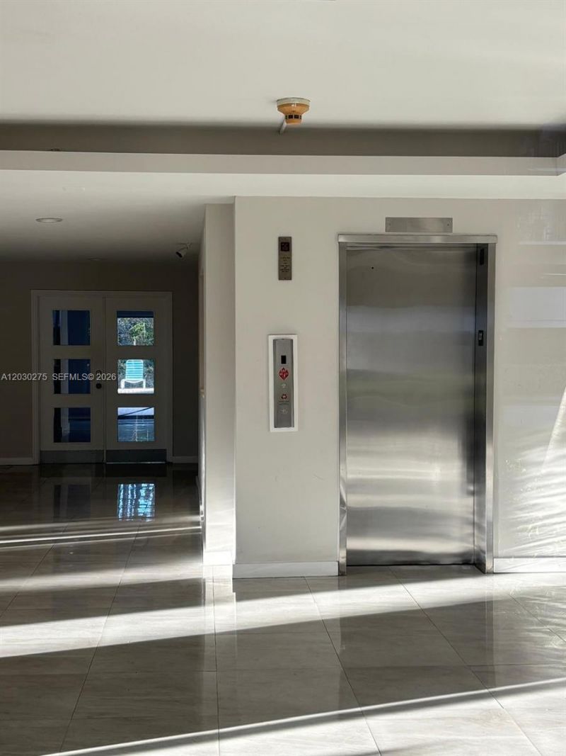 555 Crandon Blvd , Unit 43, Key Biscayne, FL 33149 Photo