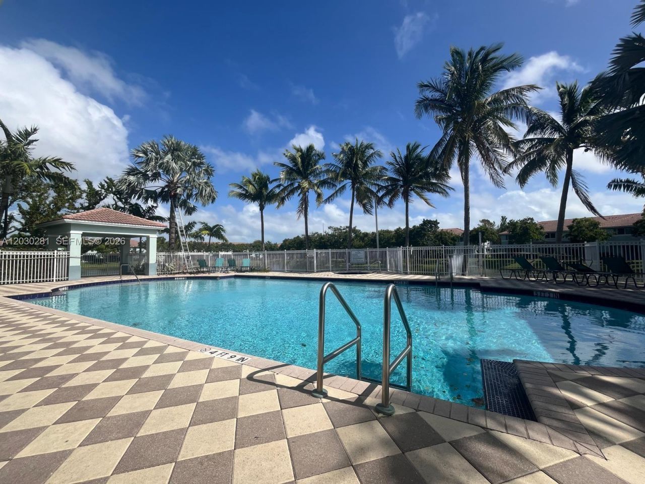 1932 Alamanda Way, Unit 1932, Riviera Beach, FL 33404 Photo