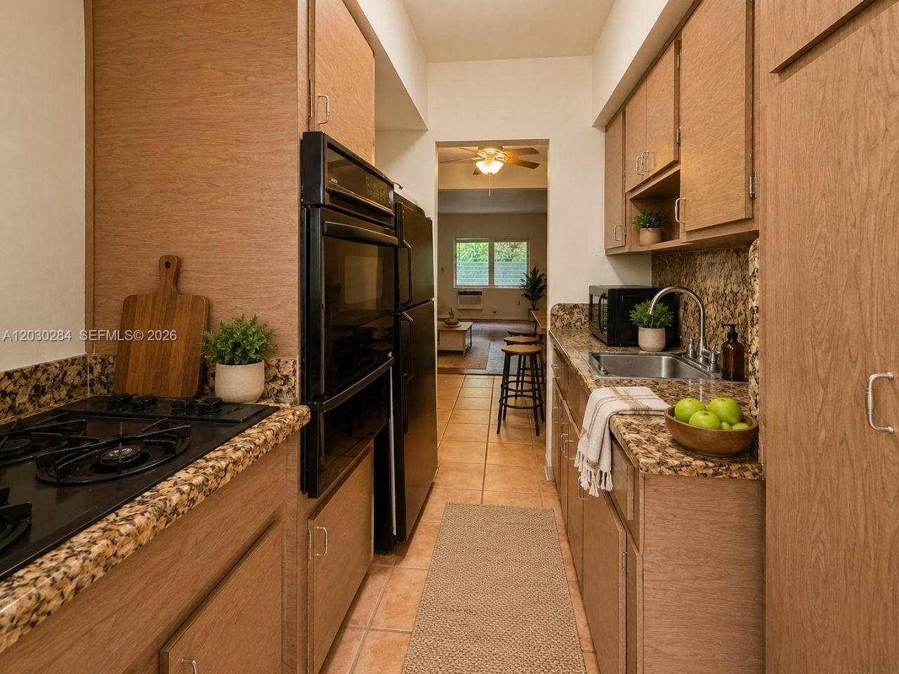 1050 Pennsylvania Ave , Unit 11, Miami Beach, FL 33139 Photo