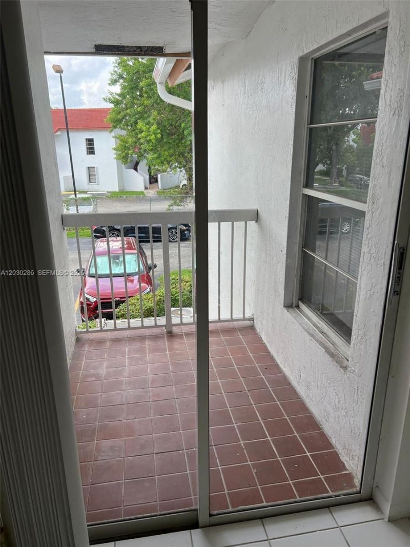 15315 SW 76th Ter , Unit 207, Miami, FL 33193 Photo